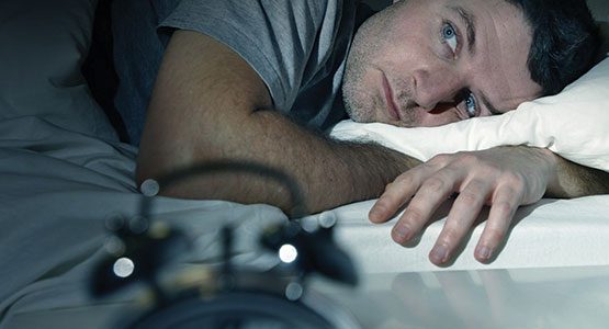 با دلایل و عوارض کم خوابی و بی خوابی آشنا شوید